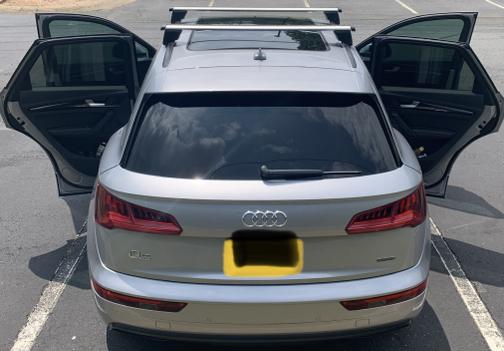 Photo 1 of 12 of 2019 Audi Q5 2.0T Premium